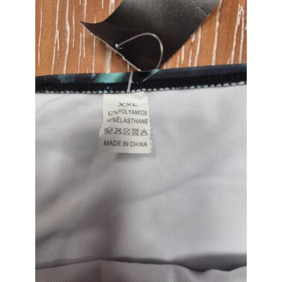 Tropical Leaf High-Waisted Bikini Bottoms XXL Polyamide & Elastane - Picture 2 of 3